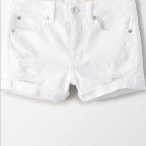 Midi distressed white denim shorts